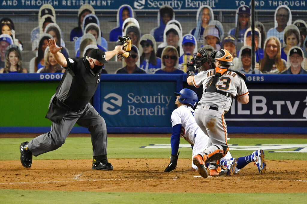APTOPIX Giants Dodgers Baseball